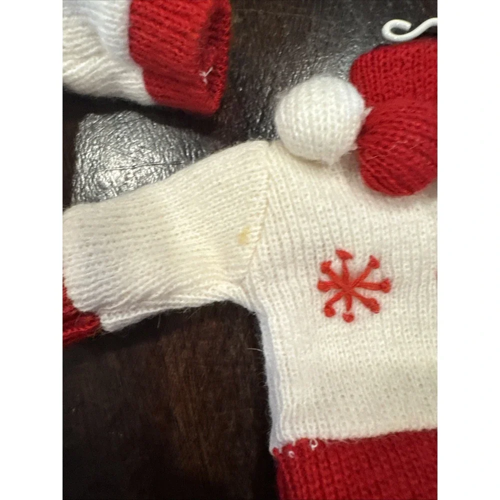 Lot of 4 vintage christmas sweater ornaments in hangers - Picture 2 of 3